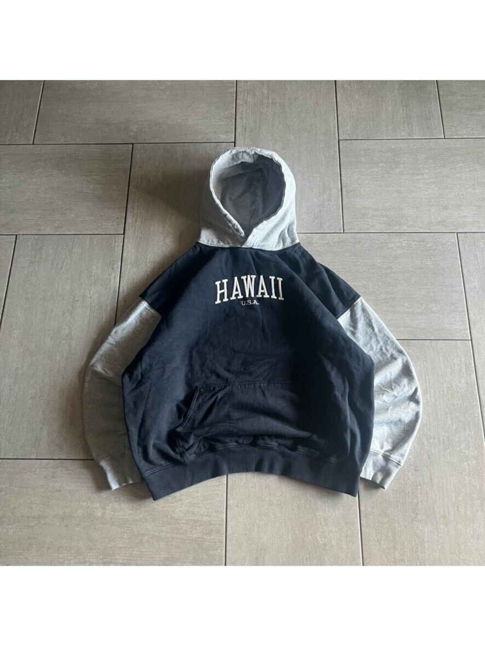 Brandy Melville Hawaii USA Colorblock Hoodie Sweatshirt XL